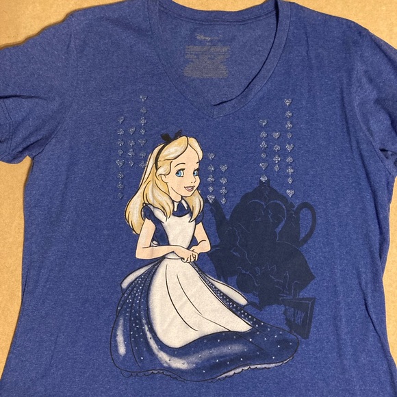 Disney Tops - NWOT Disney Alice In Wonderland Women’s 2XL T-shirt